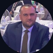 Ferris Ahmad headshot